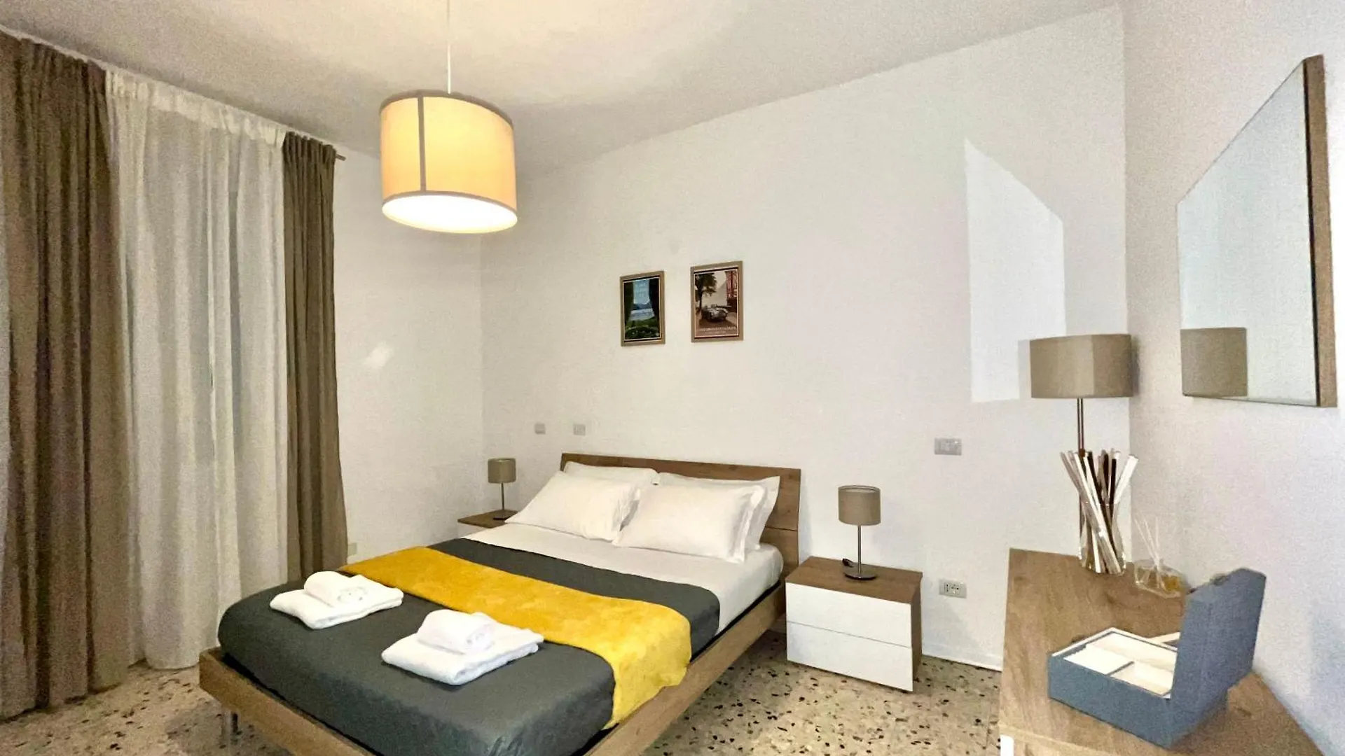 La Casa Di Ale - Downtown Como Apartmán